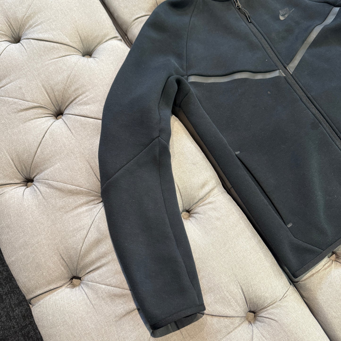 Nike Tech Fleece Jacket 'Black' (Second hand)
