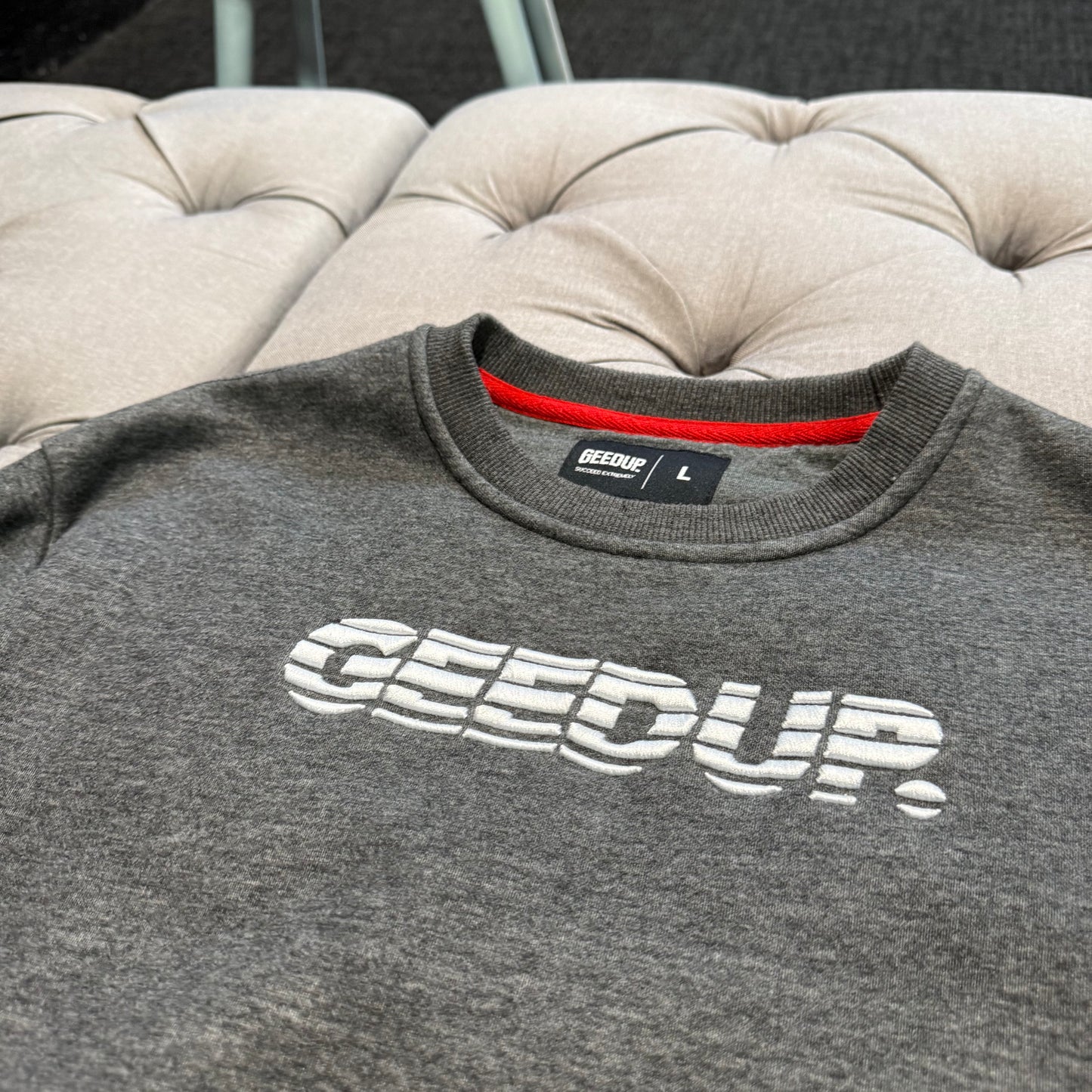 Geedup Sportsman Crewneck 'Charcoal White' (Second hand)