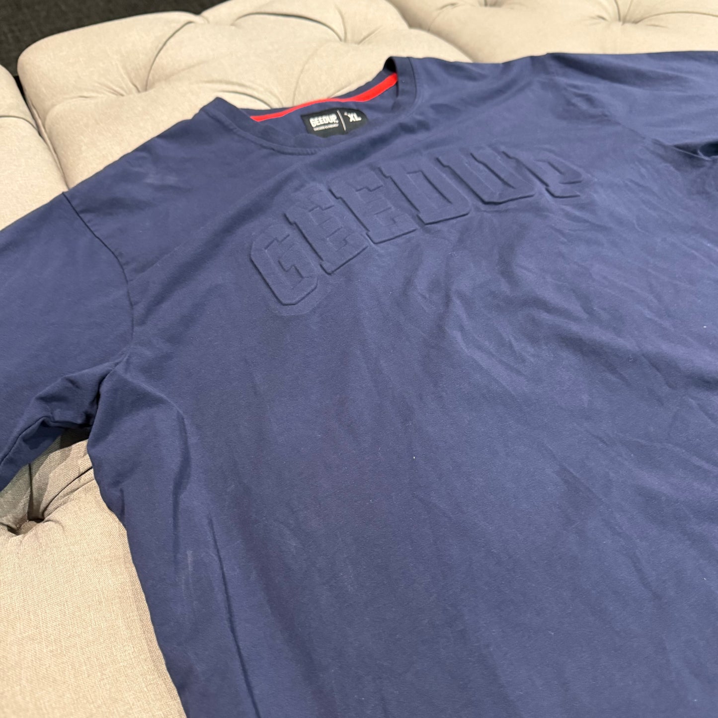 Geedup Embossed Logo T-Shirt 'Navy Blue' (Second hand)
