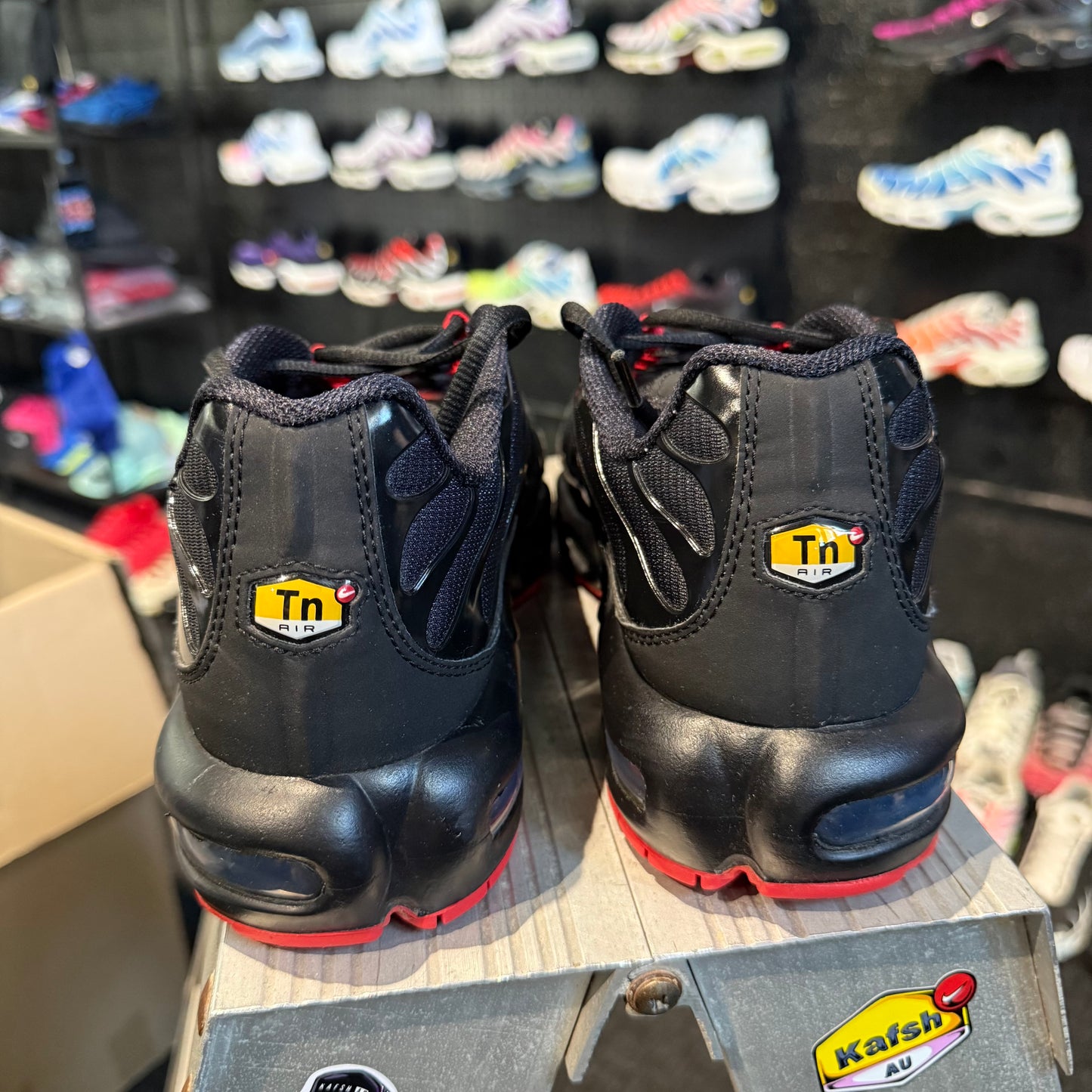 Nike Air Max Plus TN 'Red Back' (Second hand)