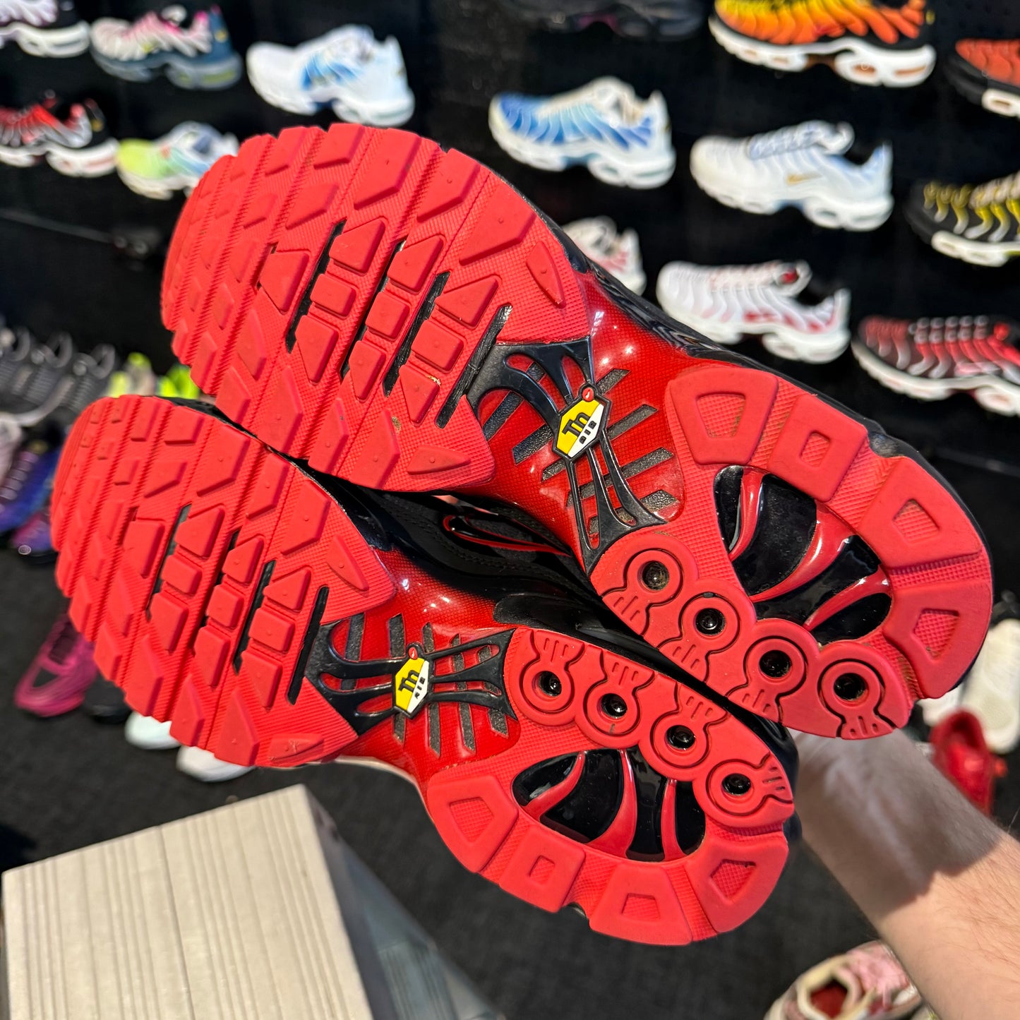 Nike Air Max Plus TN 'Red Back' (Second hand)