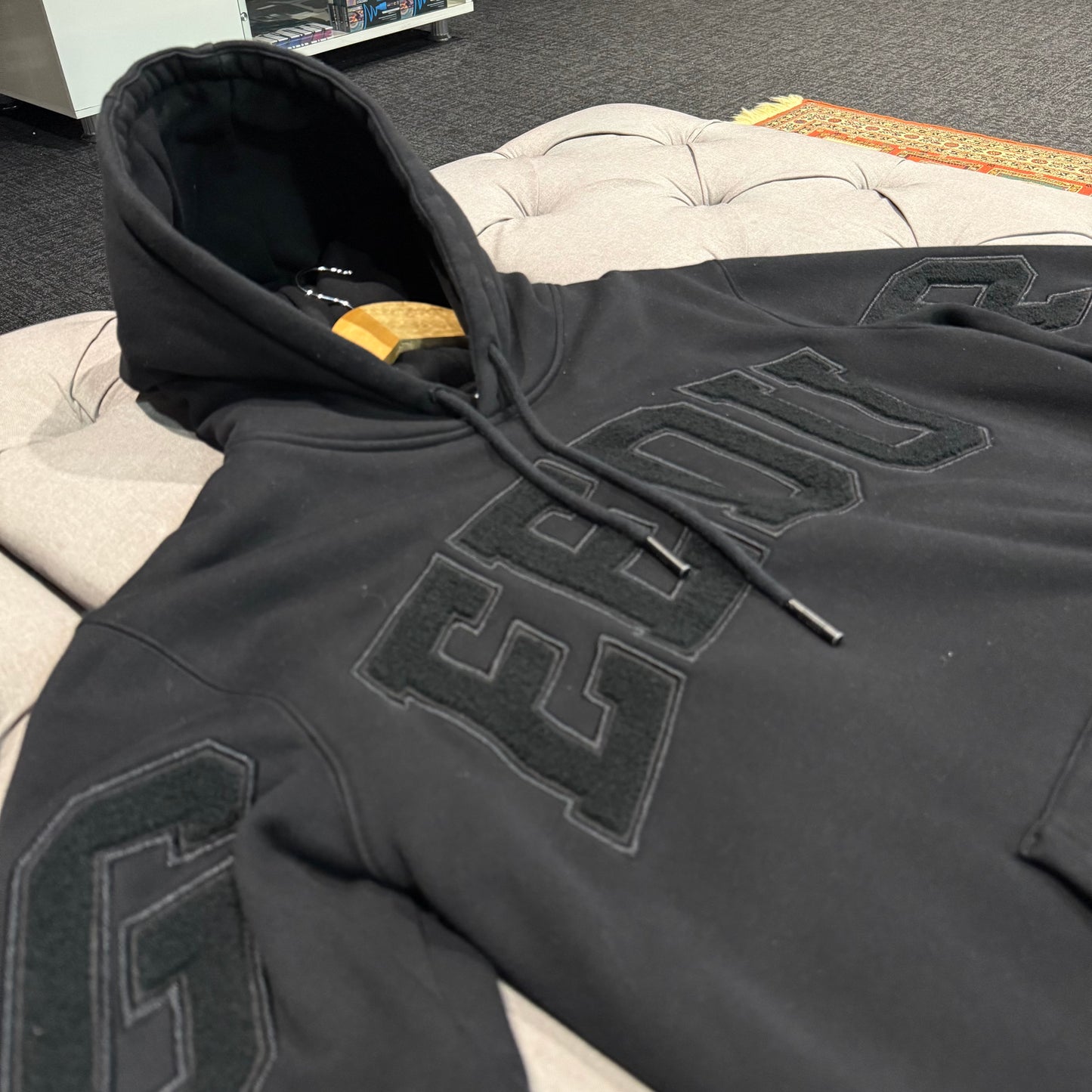 Geedup Team Logo Hoodie 'Blackout' (Second hand)