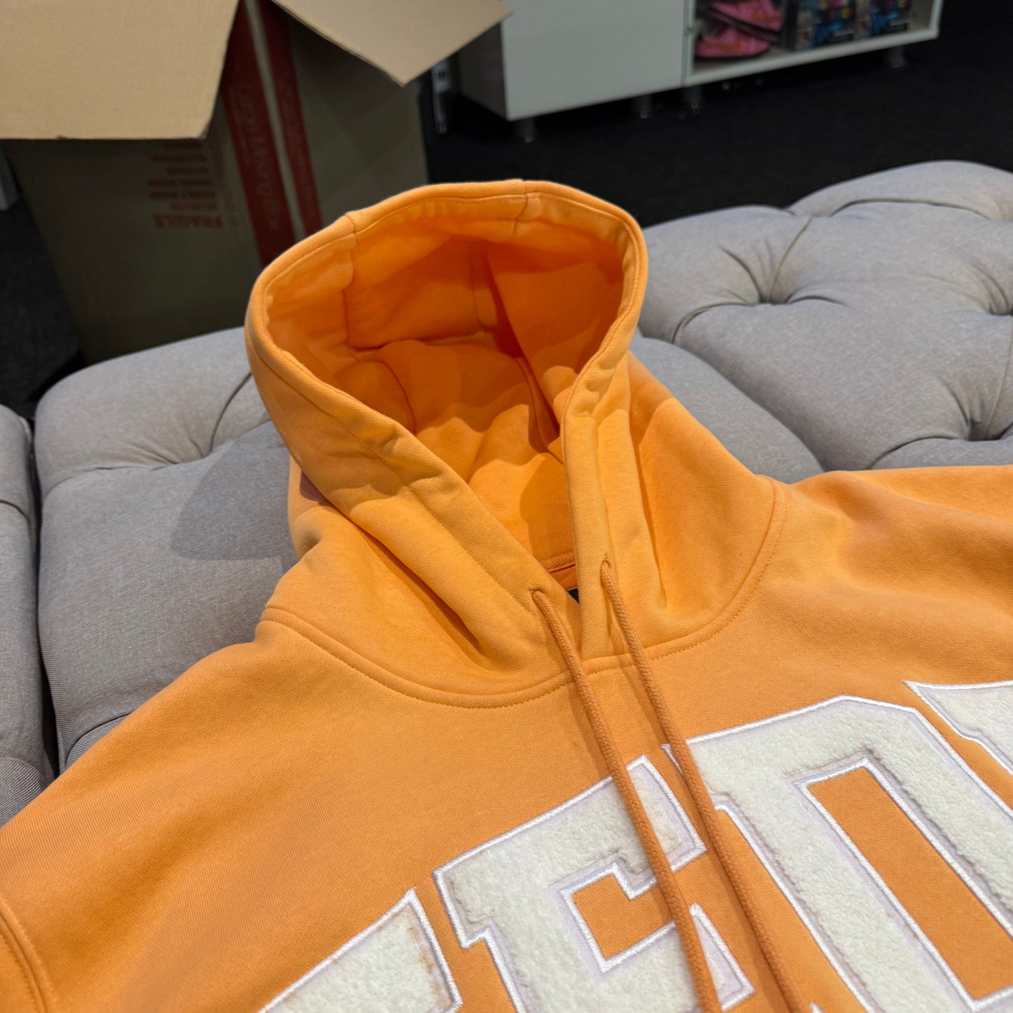 Geedup Team Logo Hoodie 'Peach' (Second hand)
