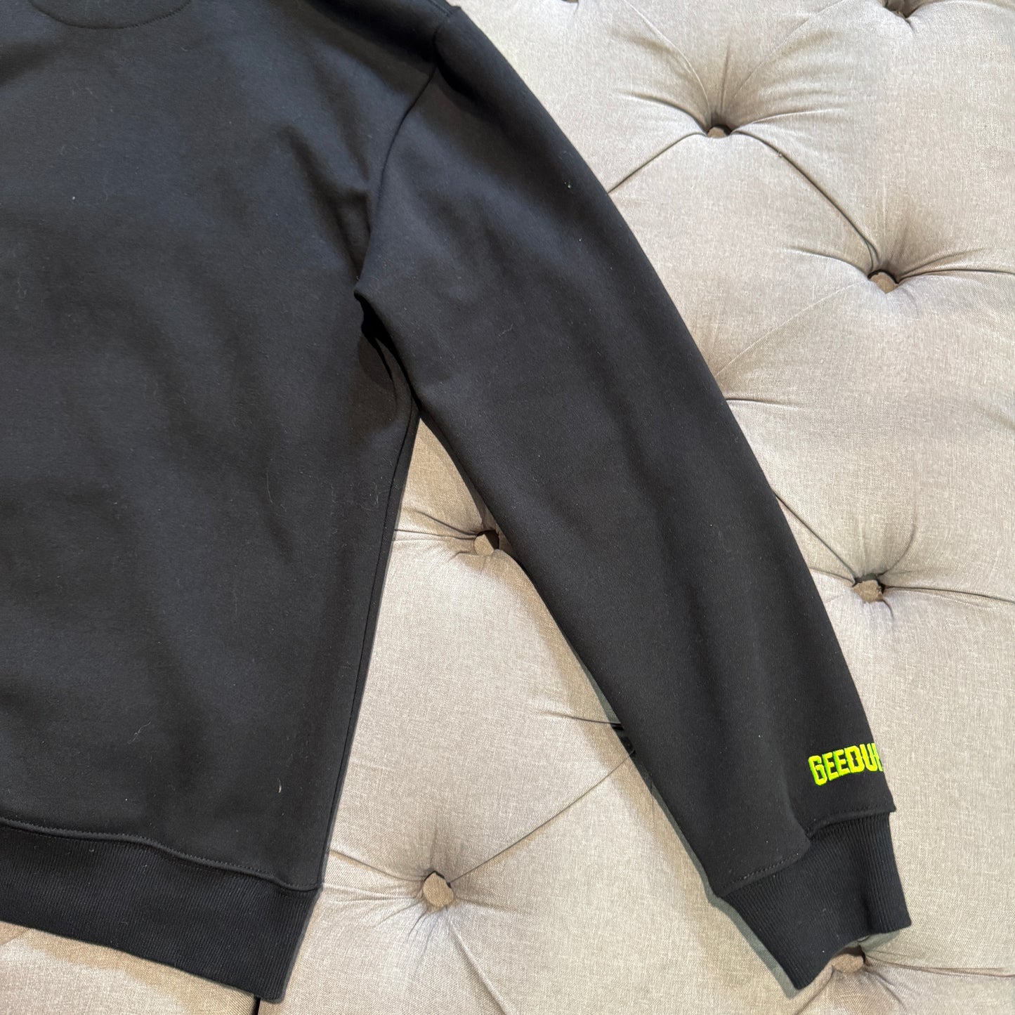 Geedup Handstyle Hoodie 'Black Volt' (Second hand)