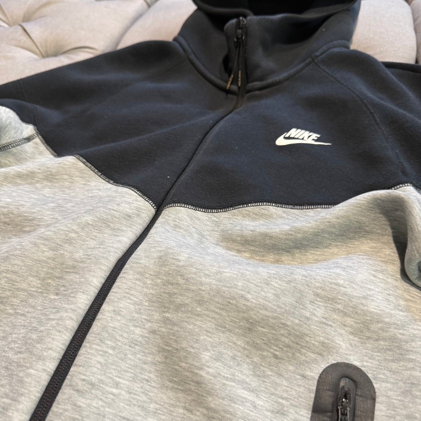 Nike Tech Fleece Jacket 'Black Grey' (Second hand)