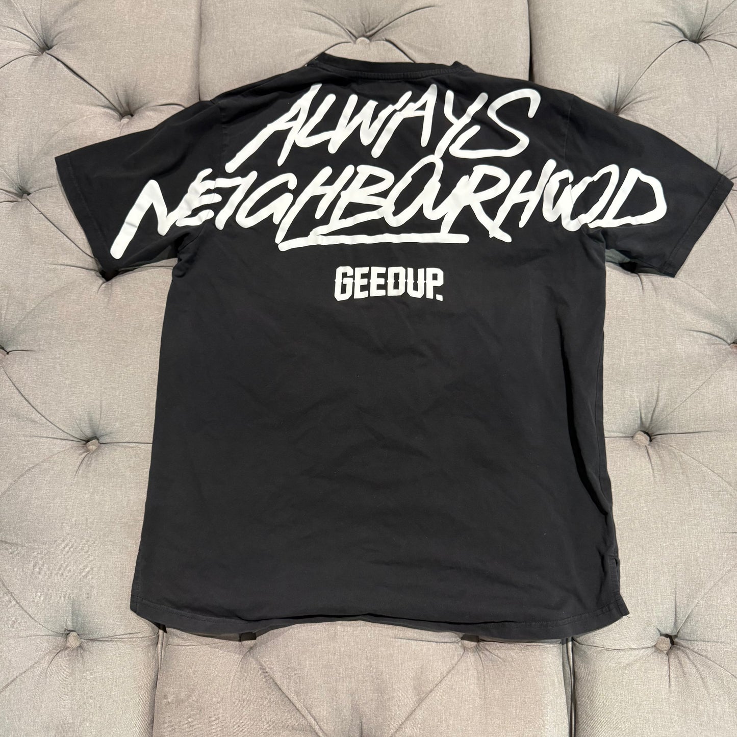 Geedup Always Neighbourhood T-shirt 'Black White' (Second hand)