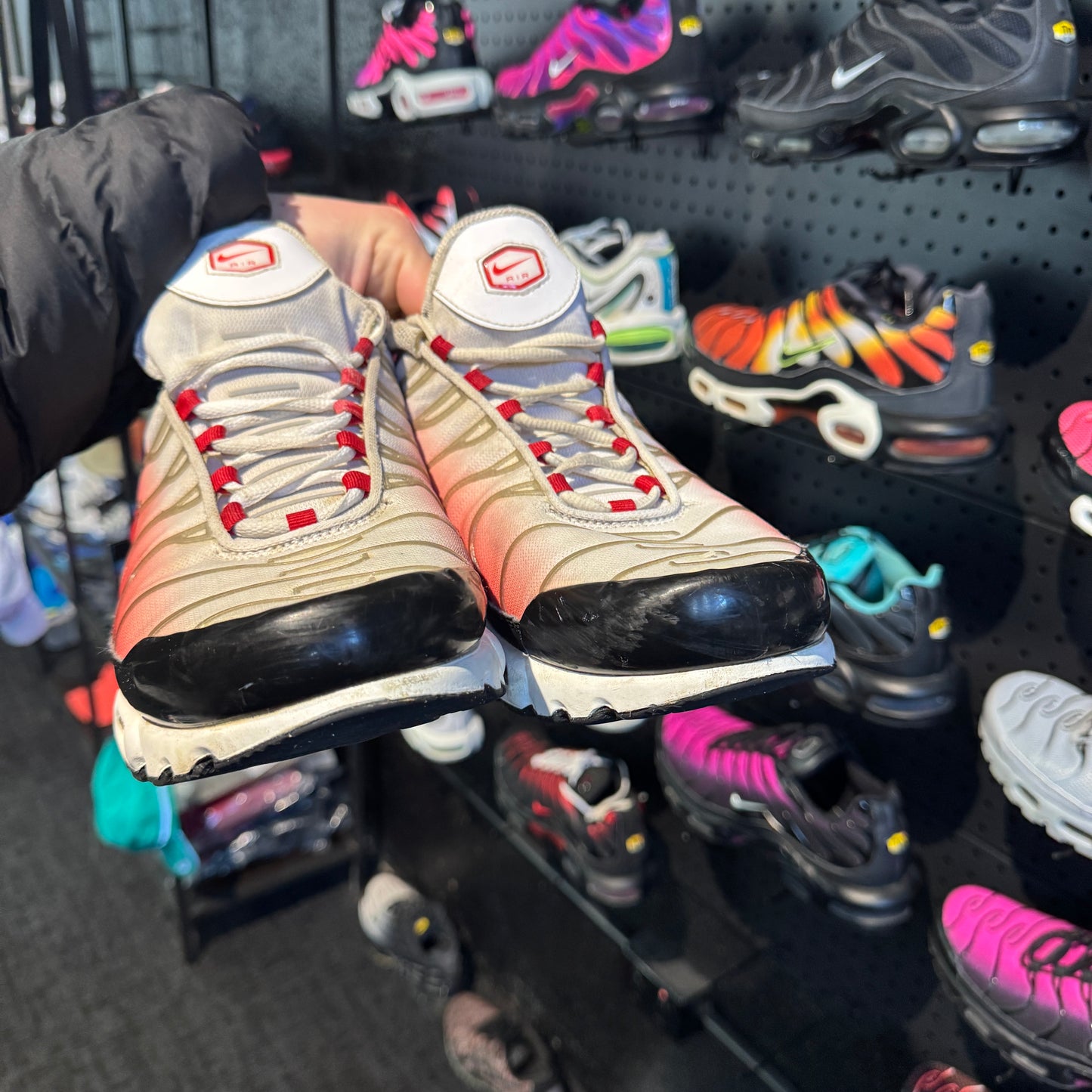 Nike Air Max Plus 'TN' White Black University Red (Second hand)