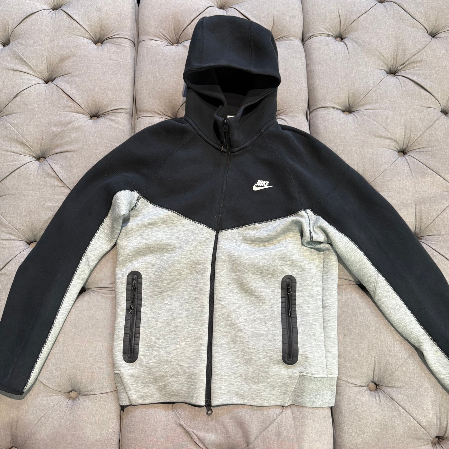Nike Tech Fleece Jacket 'Black Grey' (Second hand)