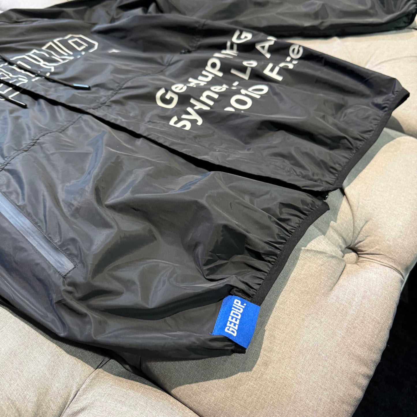 Geedup Sydney / LA Windbreaker 'Black' (Second hand)