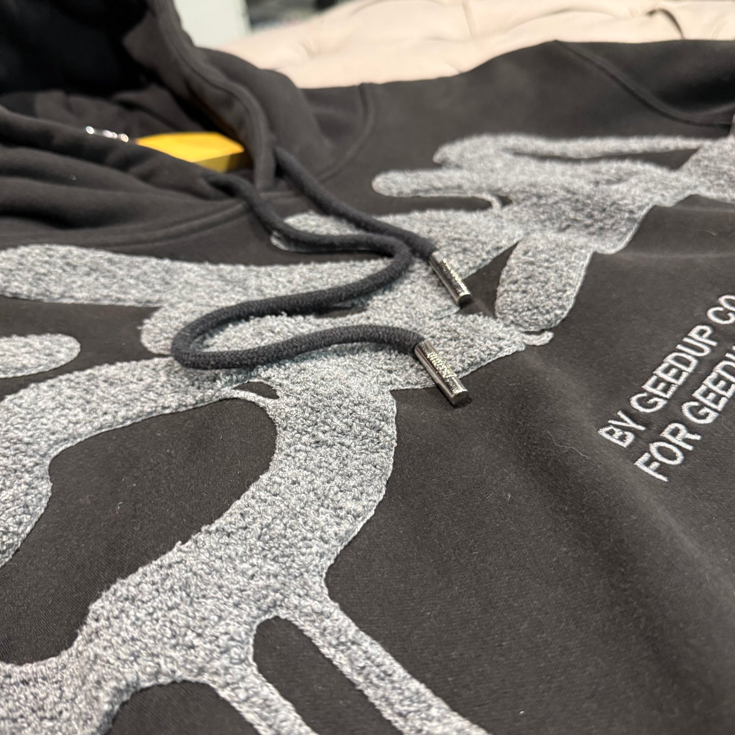 Geedup Handstyle Hoodie 'Black Grey' (Second hand)