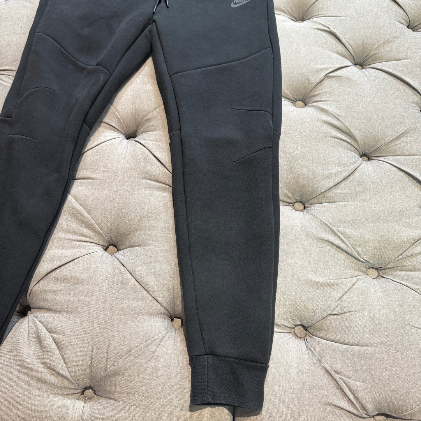 Nike Tech Fleece Track Pants 'Black' (Second hand)