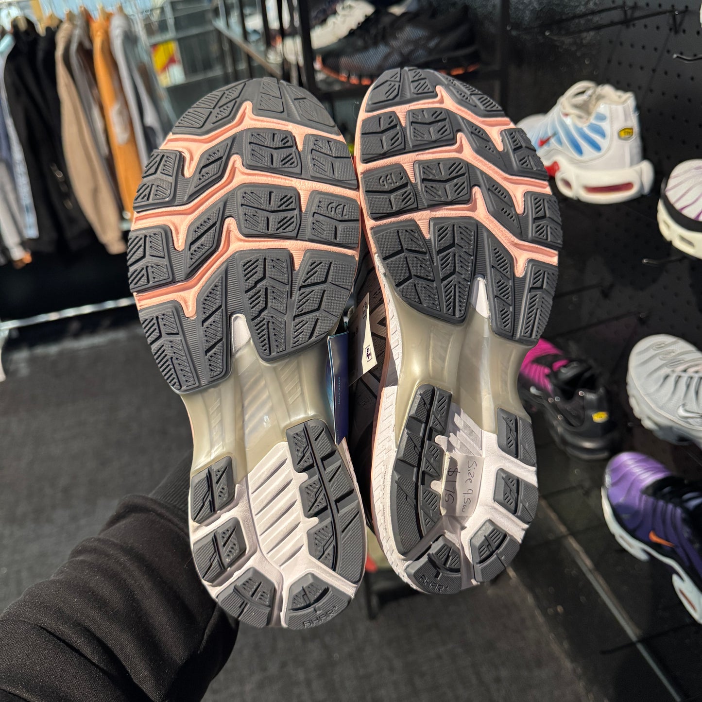 Asics Gel-Kayano 27 'Sheet Rock' (Second hand)