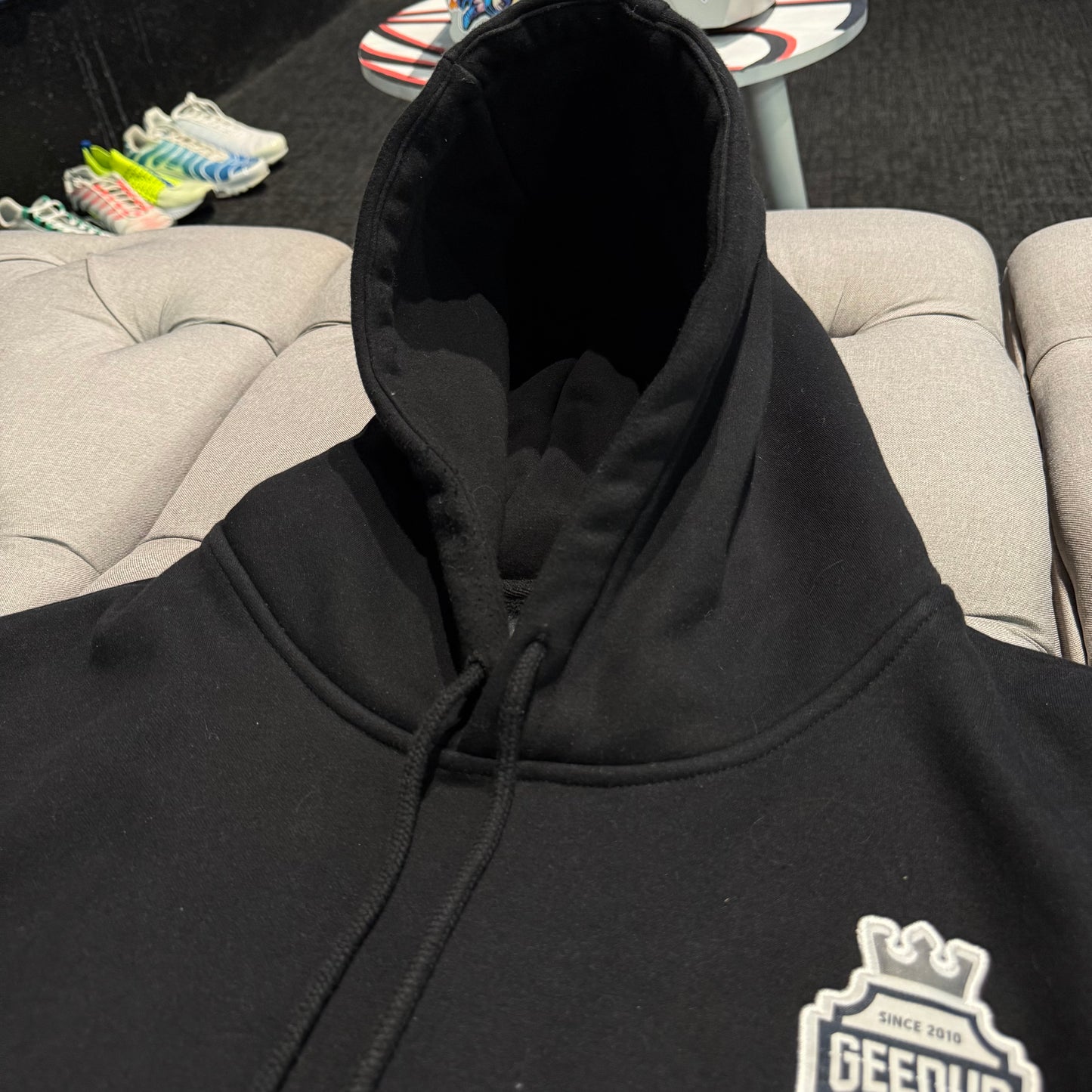 Geedup Since 2010 Emblem Logo Hoodie 'Black' (Second hand)