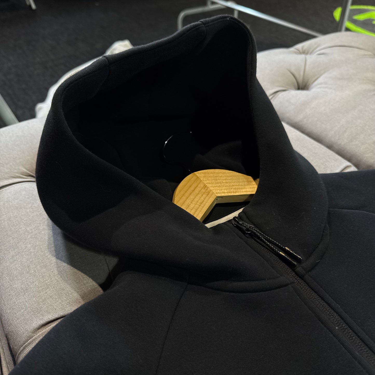 Nike Tech Fleece Jacket 'Black' (Second hand)