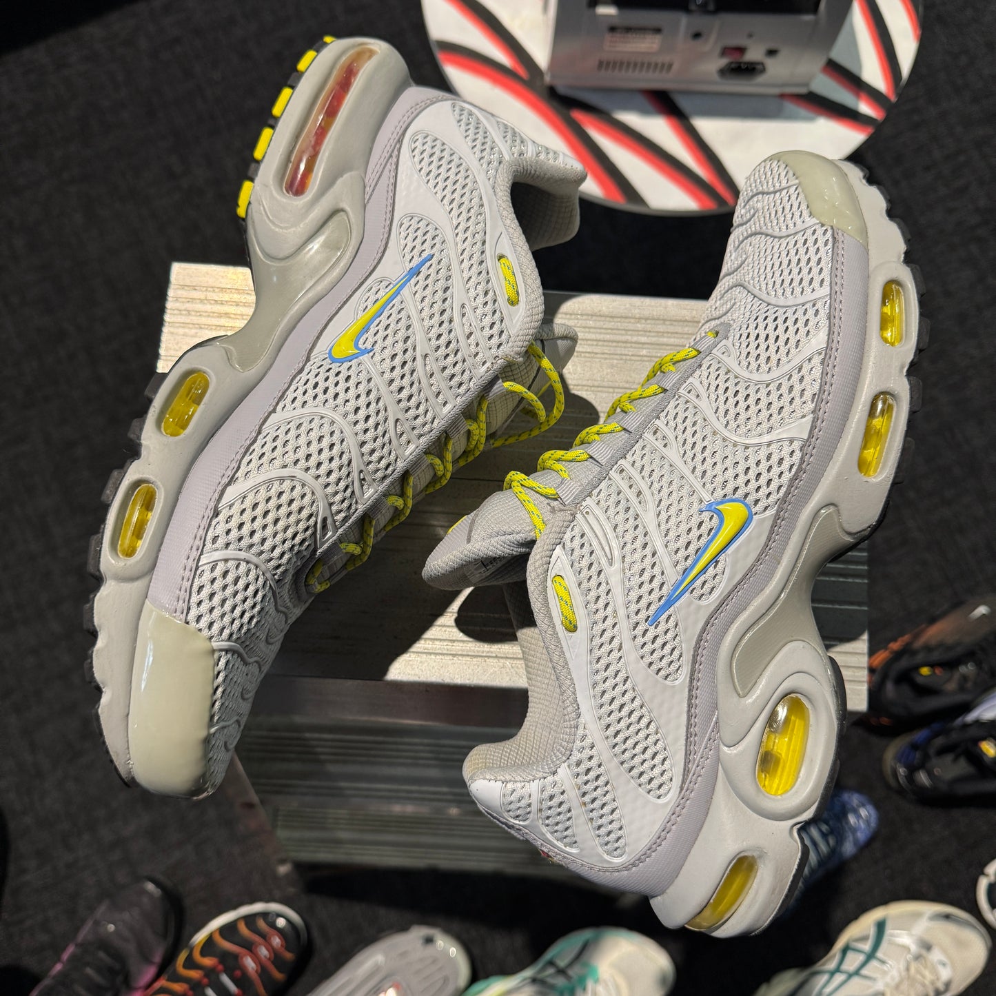 Nike Air Max Plus 'TN' Toggle Utility Grey Yellow (Second hand)