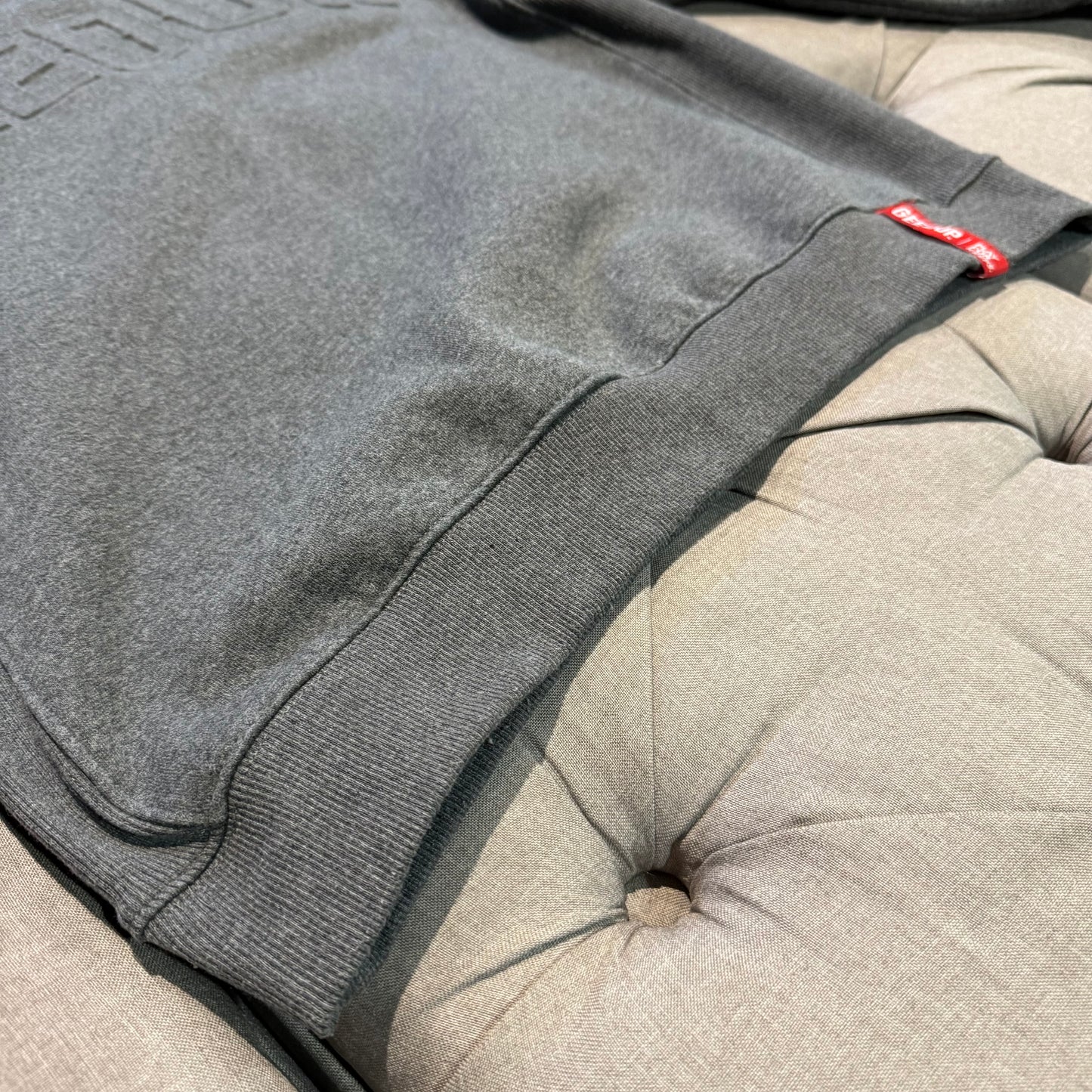 Geedup Embossed Logo Crewneck 'Dark Grey' (Second hand)