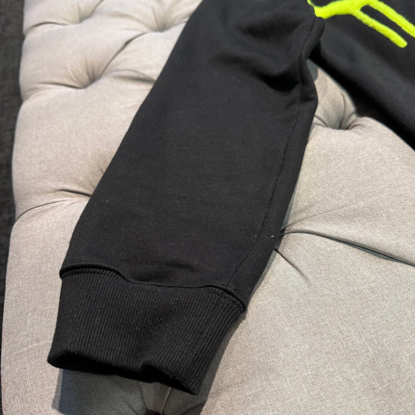 Geedup Handstyle Hoodie 'Black Volt' (Second hand)