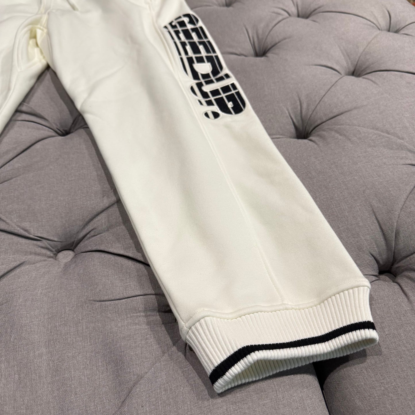 Geedup Sportsman Badges Track Pants 'Light Cream' (Second hand)
