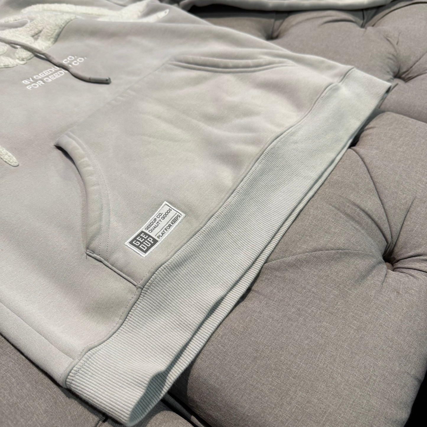Geedup Handstyle Hoodie 'Grey White' (Second hand)