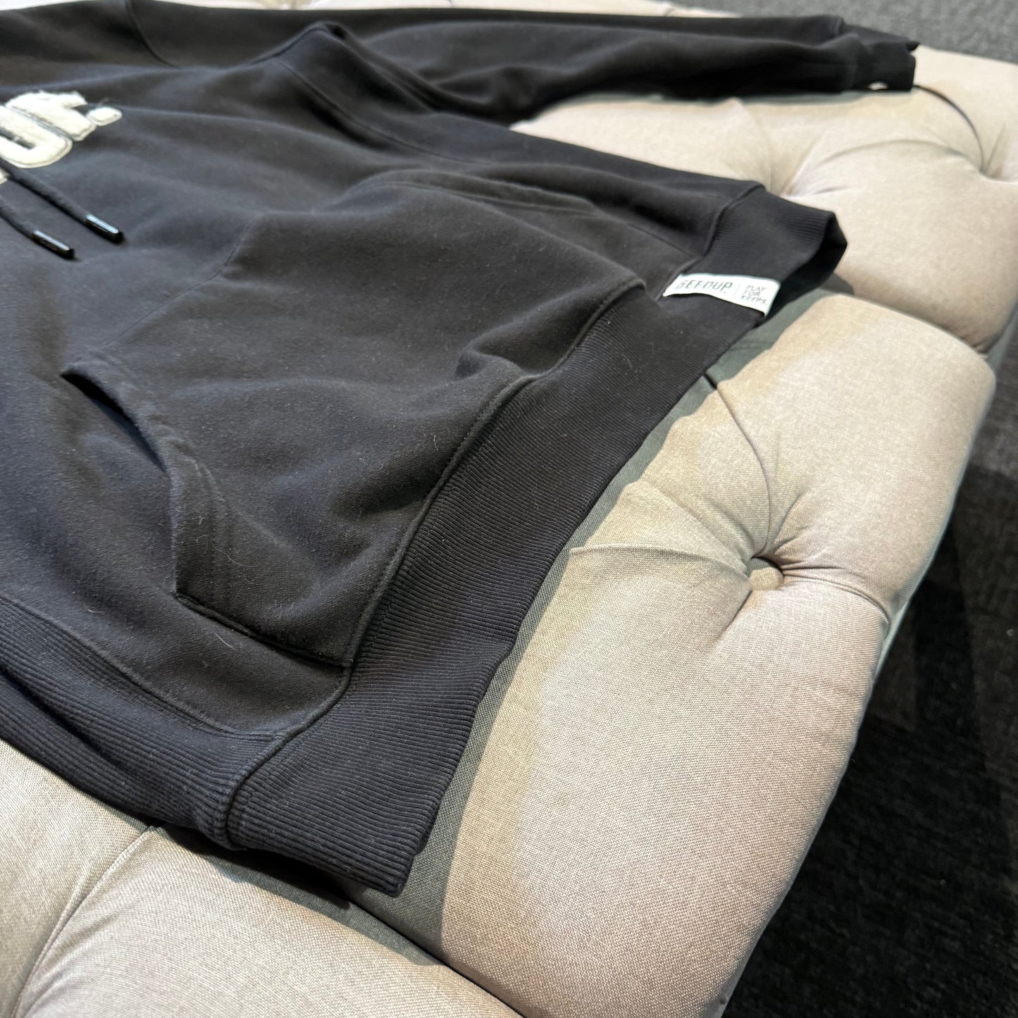 Geedup Play For Keeps Hoodie 'Black White' (Second hand)