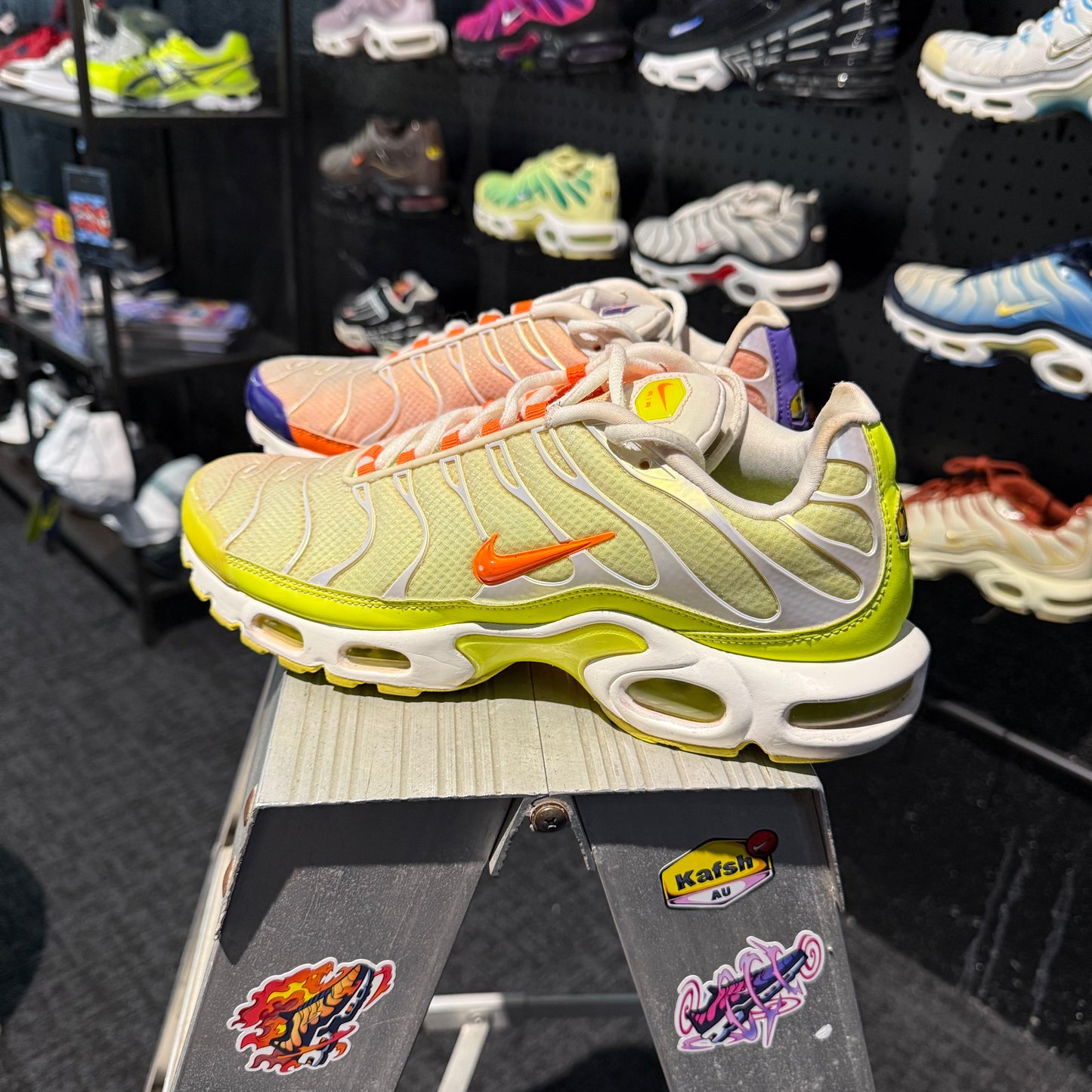 Nike Air Max Plus 'TN' Light Colour Flip (Second hand)