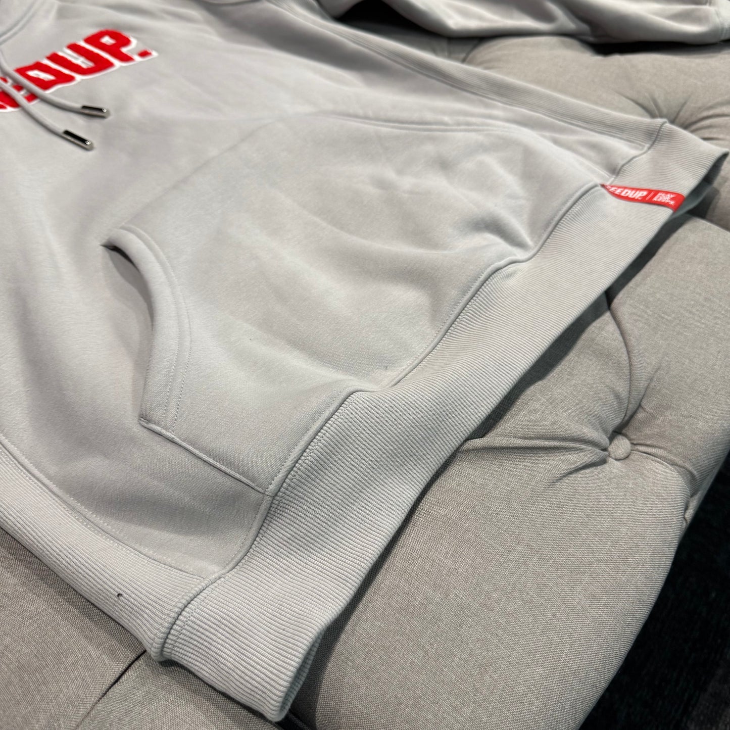 Geedup Play For Keeps Hoodie 'Grey Red' (Second hand)