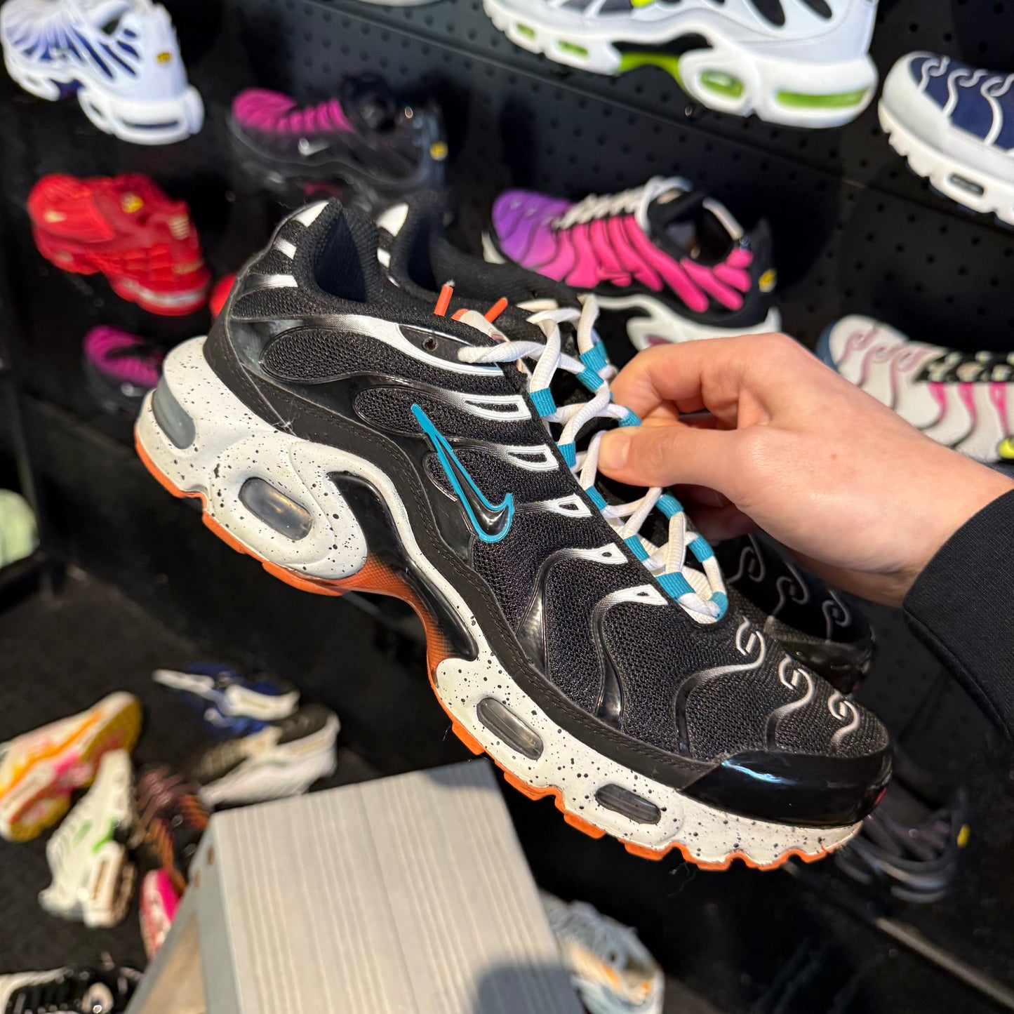 Nike Air Max Plus 'TN' Black Turf Orange Speckled (Second hand)