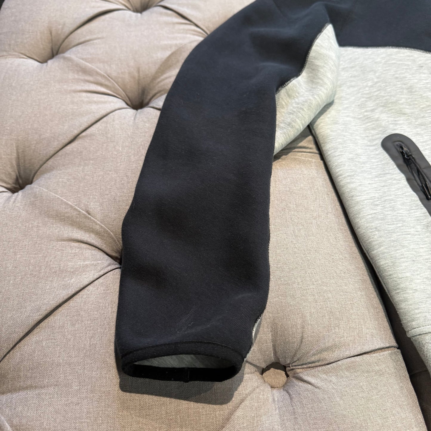 Nike Tech Fleece Jacket 'Black Grey' (Second hand)