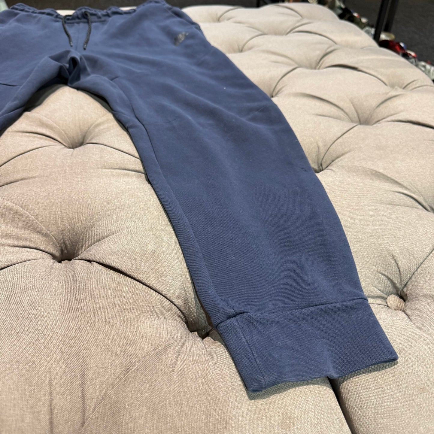 Nike Tech Fleece Track Pants 'Navy' (Second hand)
