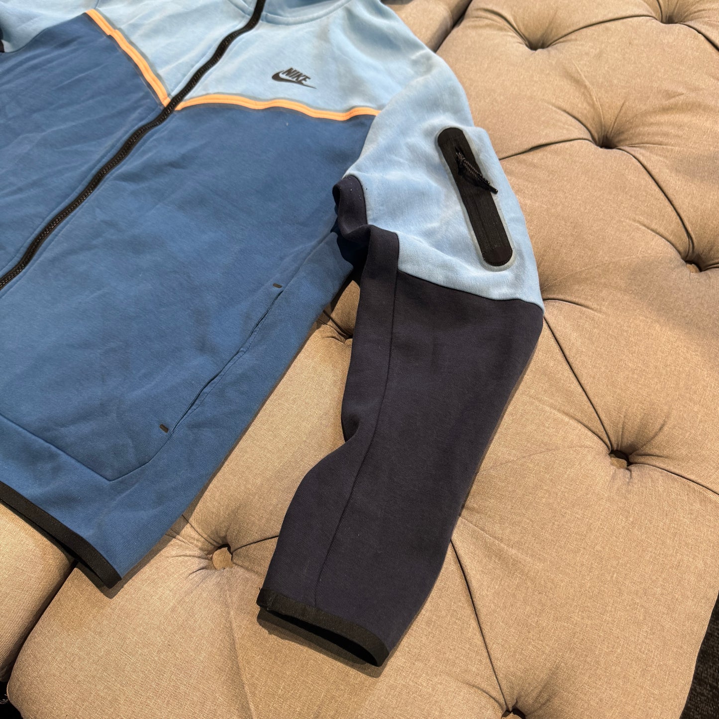 Nike Tech Fleece Jacket 'Blue Navy Peach' (Second hand)