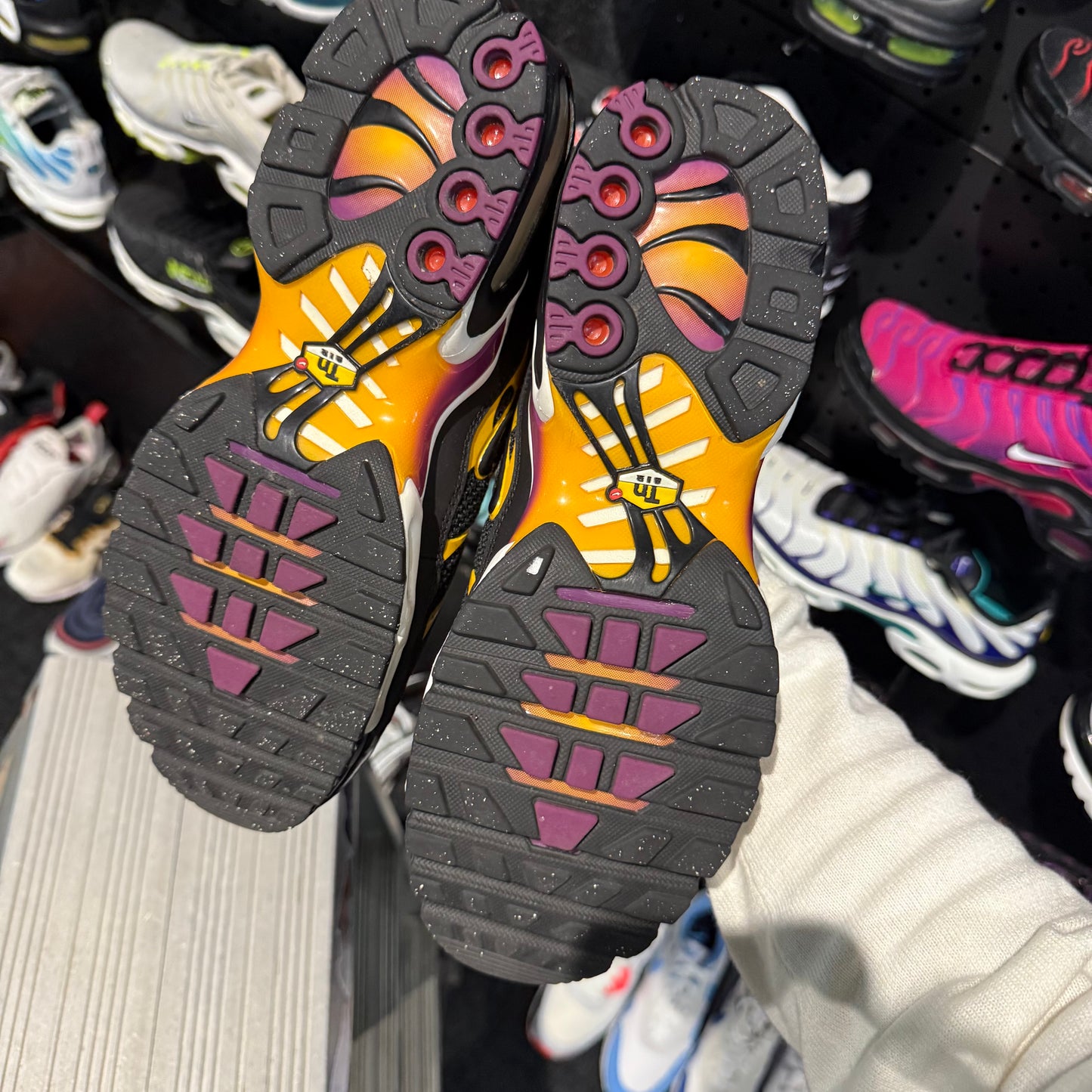 Nike Air Max Plus TN 'Black University Gold' (Second hand)