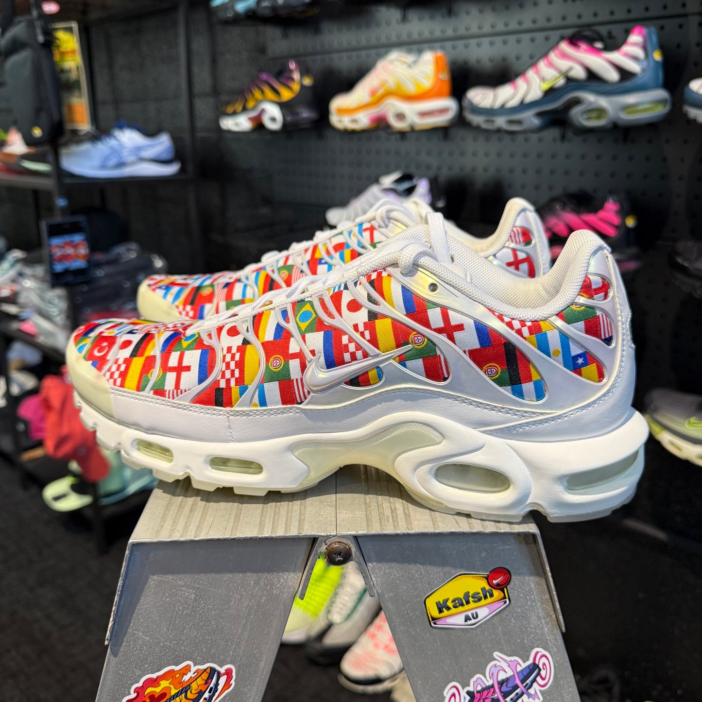 Nike Air Max Plus 'TN' International Flags (Brand New)