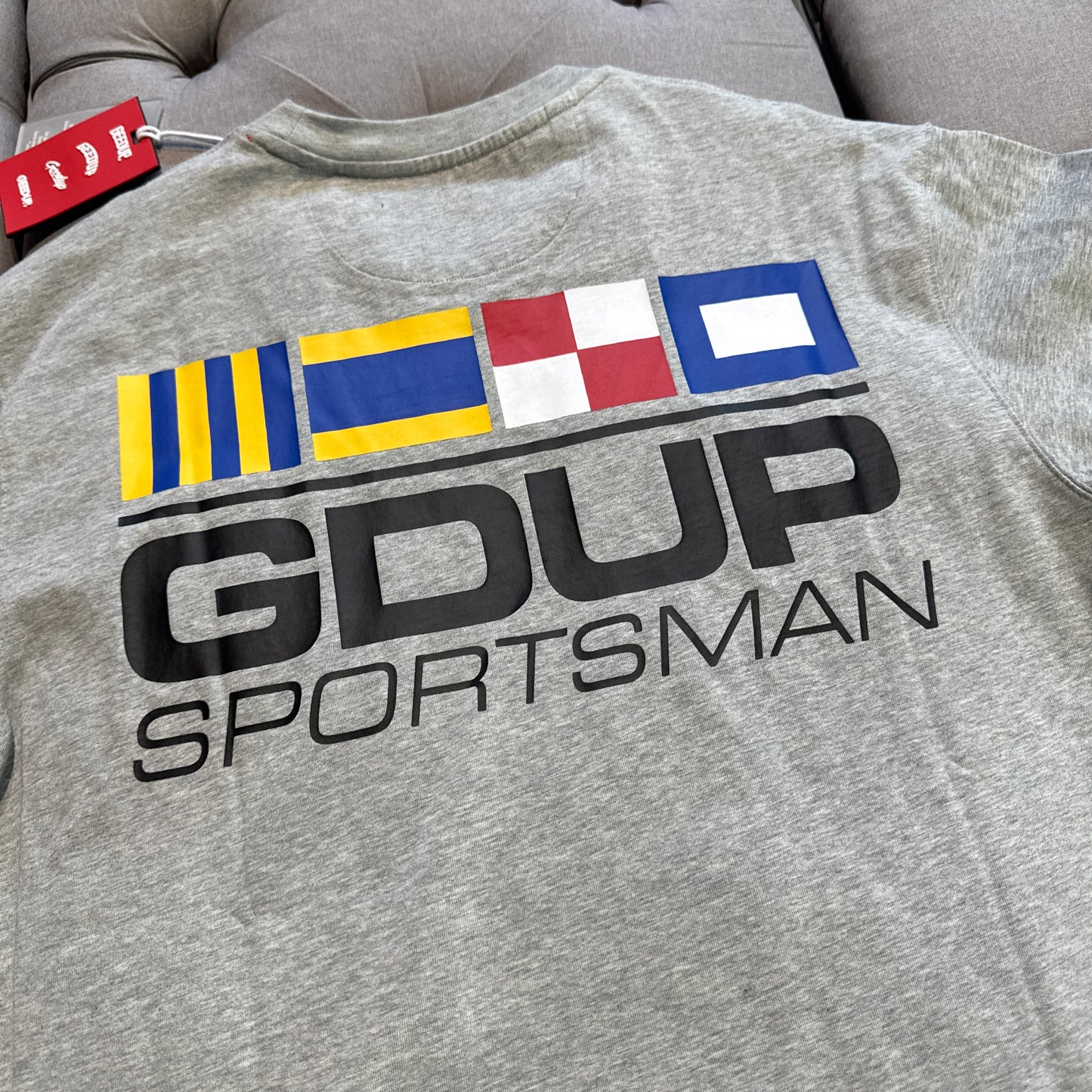 Geedup Sportsman Flag T-Shirt 'Grey' (Second hand)