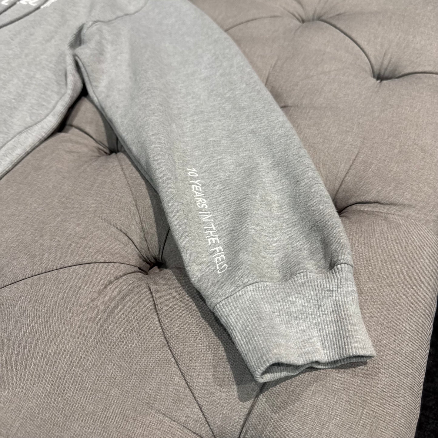 Geedup Hood Logo Hoodie 'Grey White' (Second hand)