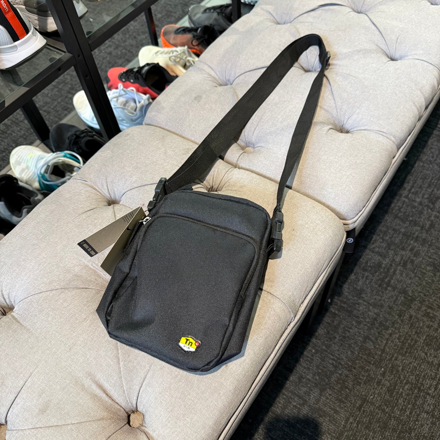 Nike Heritage TN Cross Body Over Shoulder Sling Bag 'Black' (Brand New)