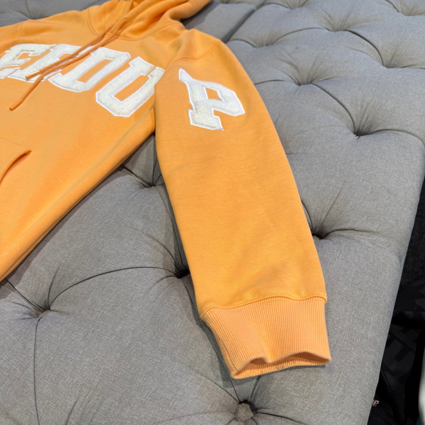 Geedup Team Logo Hoodie 'Peach' (Second hand)