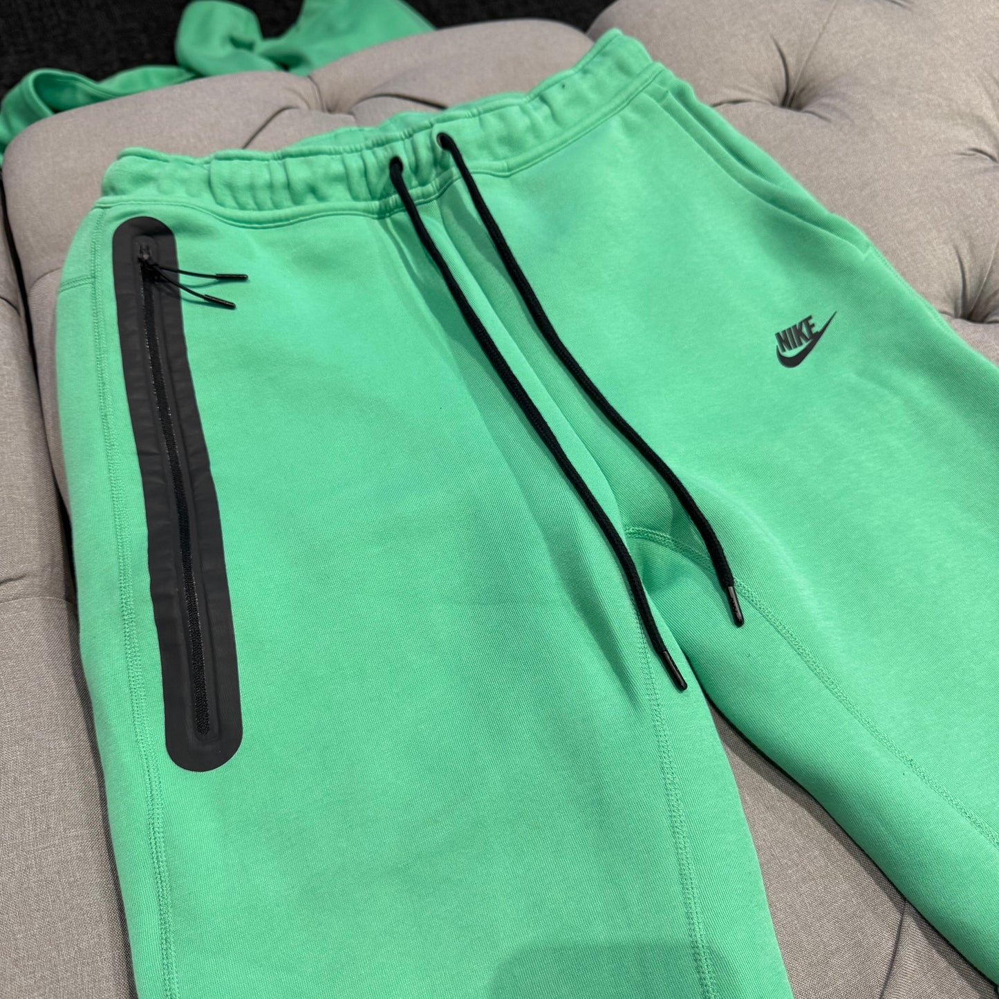 Nike Tech Fleece Hoodie Neon Lime Green Track Pants (Second hand)
