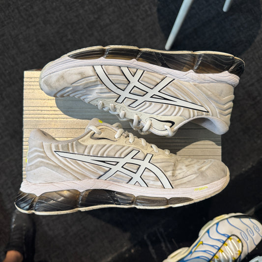 Asics Gel-Quantum 360 8 Emboss 'White Black' (Second hand)
