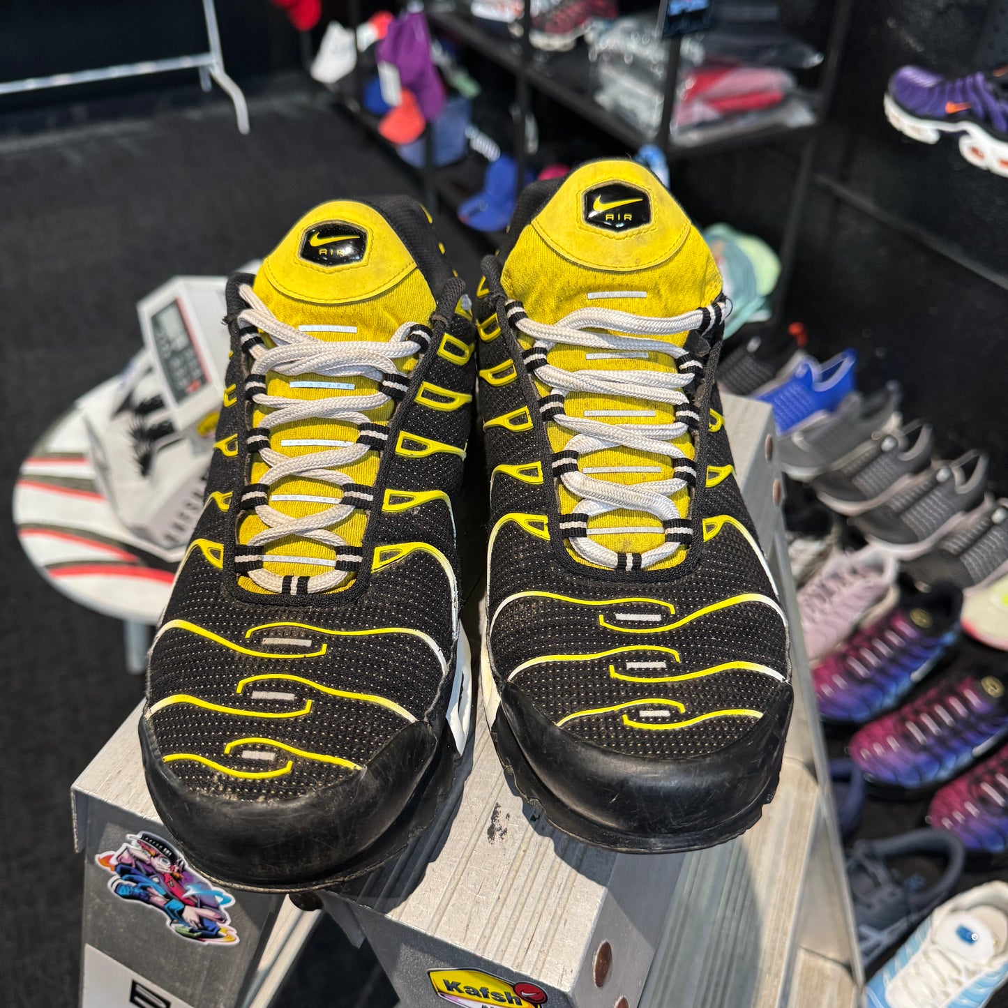 Nike Air Max Plus TN 'Black Tour Yellow' (Second hand)