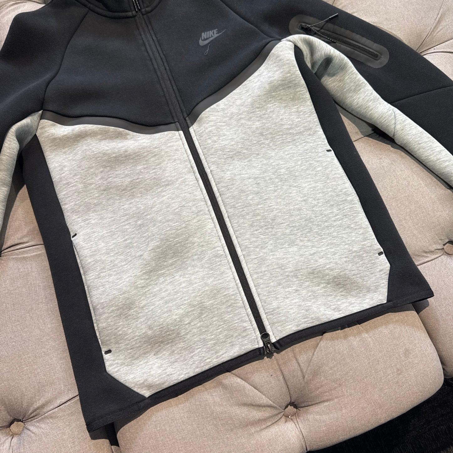 Nike Tech Fleece Jacket 'Black Grey' (Second hand)