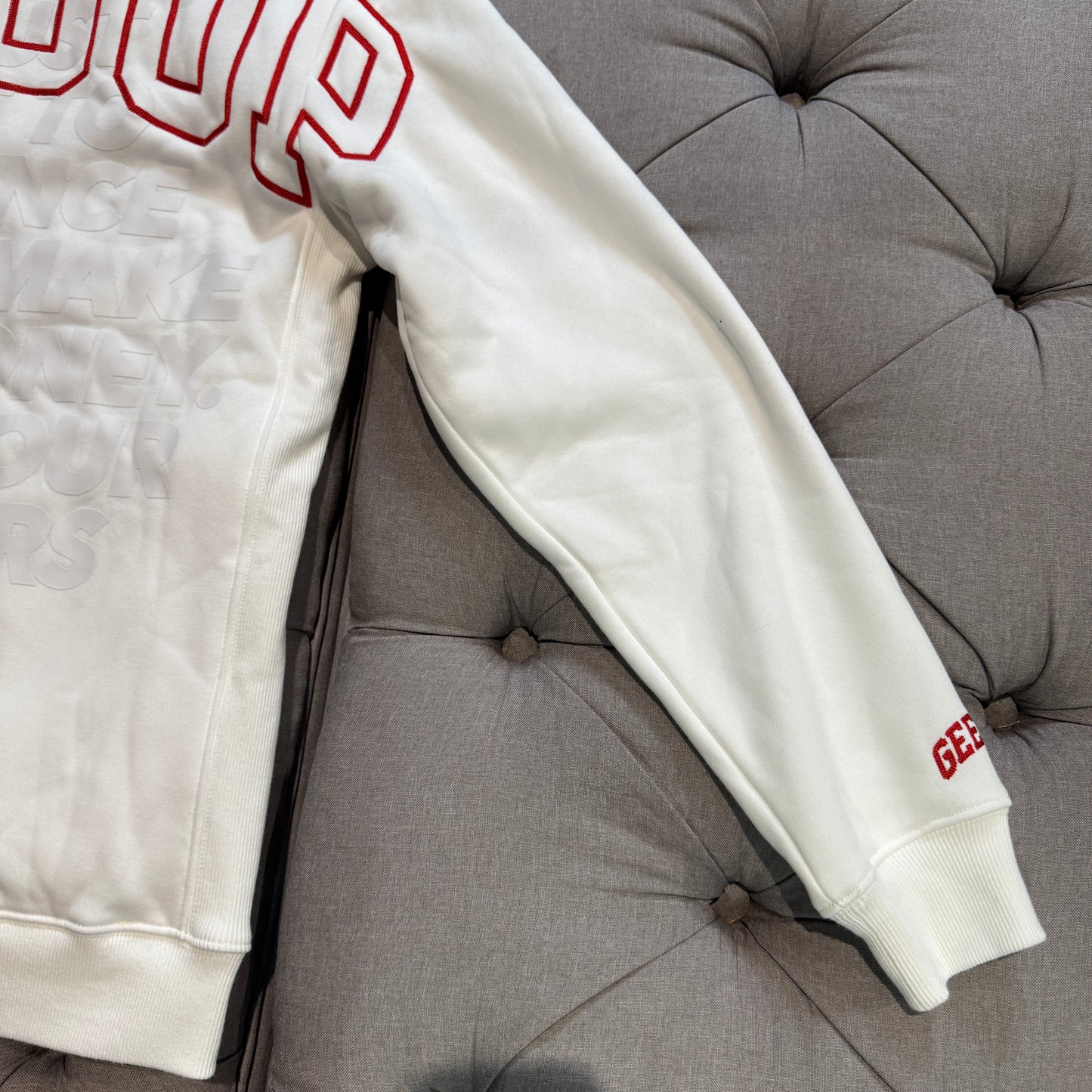 Geedup Team Logo Proud Hoodie 'White Red' (Second hand)