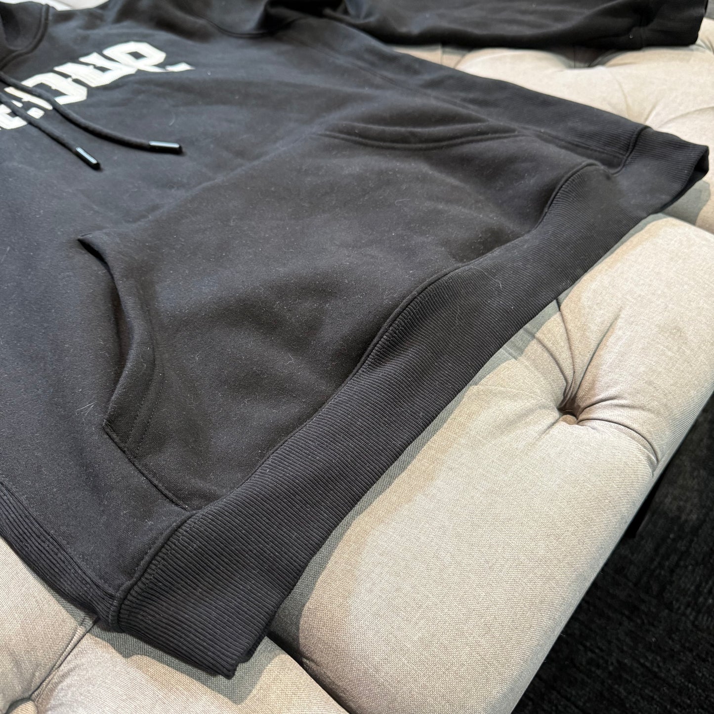 Geedup Cities Hoodie 'Black' (Second hand)