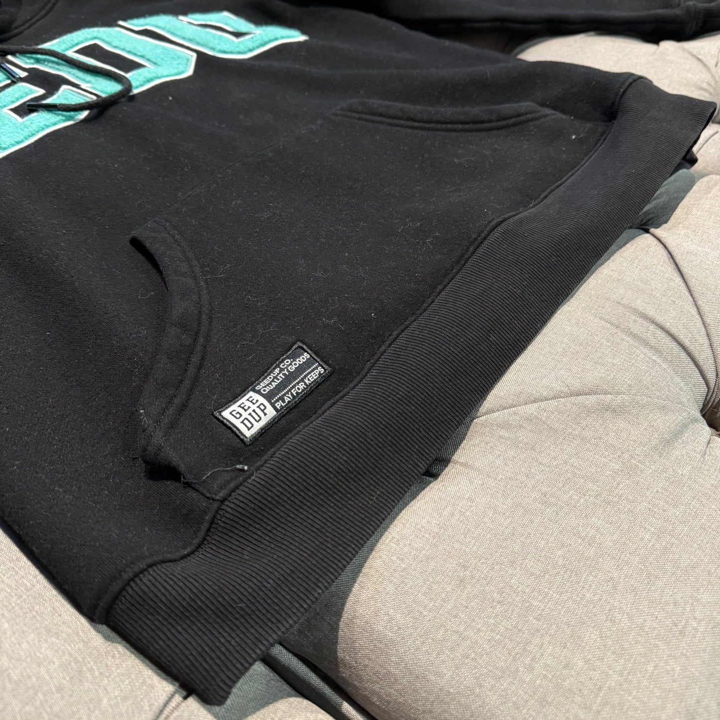 Geedup Team Logo Hoodie 'Black Teal' (Second hand)
