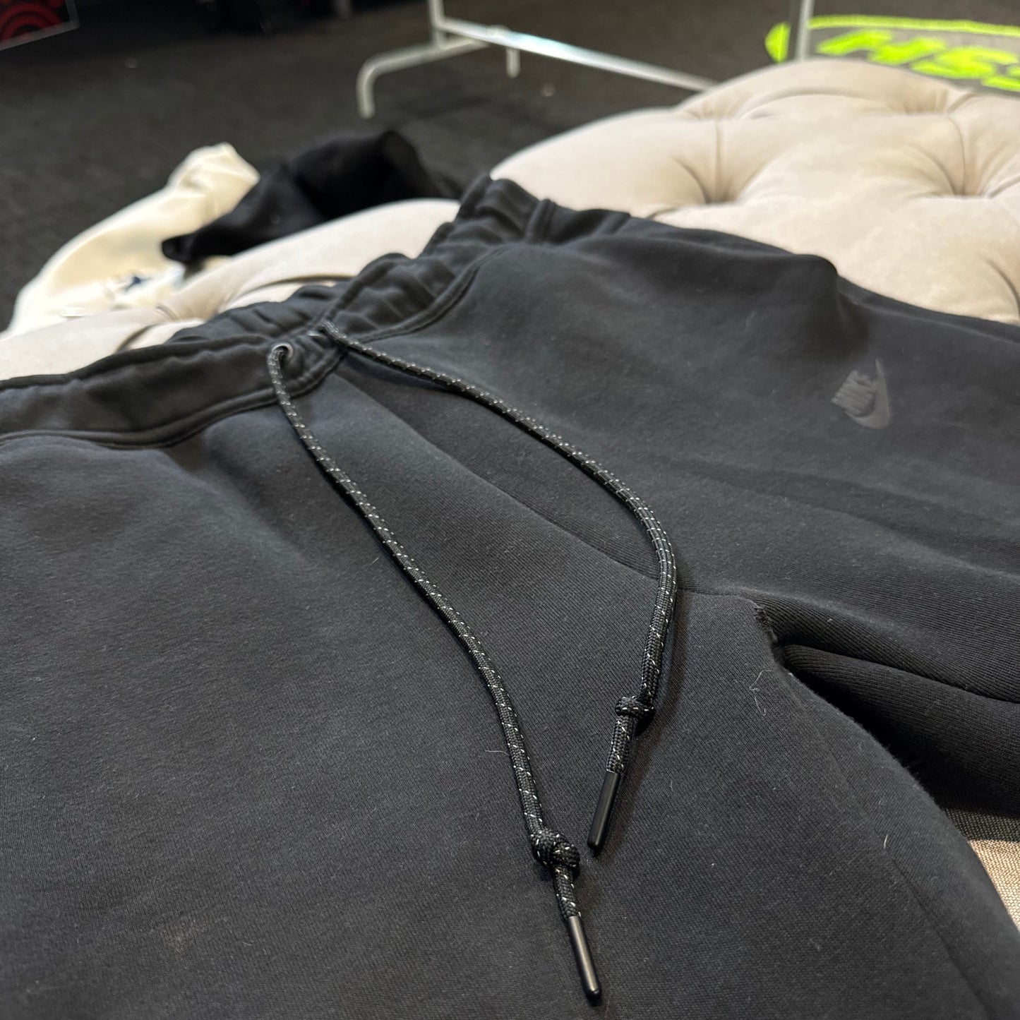 Nike Tech Fleece Pants 'Black' (Second hand)