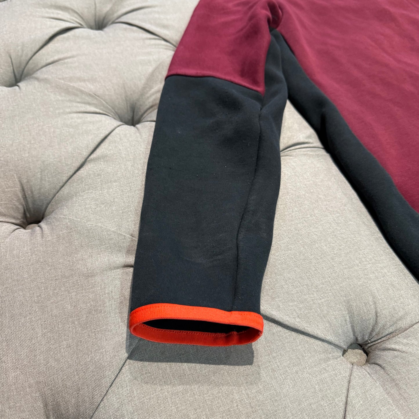 Nike Tech Fleece Jacket 'Burgandy Black' (Second hand)
