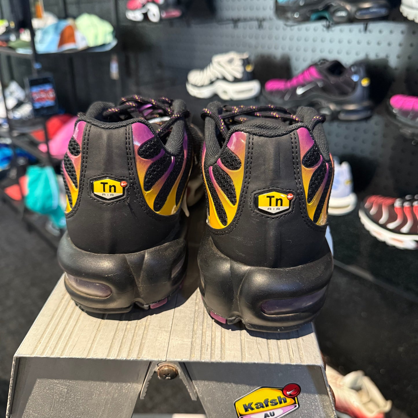 Nike Air Max Plus 'TN' Black University Gold Viotech (Second hand)