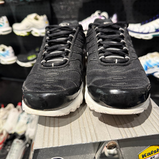 Nike Air Max Plus TN 'Oreo' (Second hand)