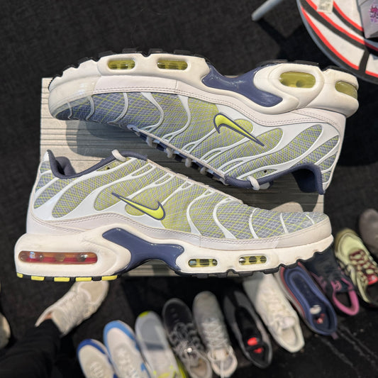Nike Air Max Plus TN 'Pebble Grey Lime Green' (Second hand)