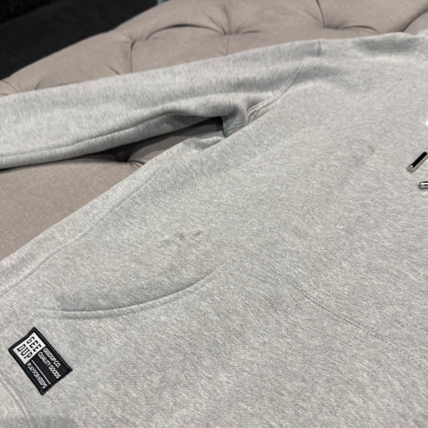 Geedup Hood Logo Hoodie 'Grey White' (Second hand)
