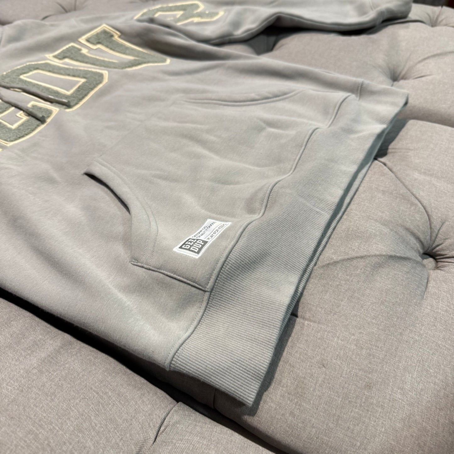 Geedup Team Logo Hoodie 'Grey Gold' (Second hand)